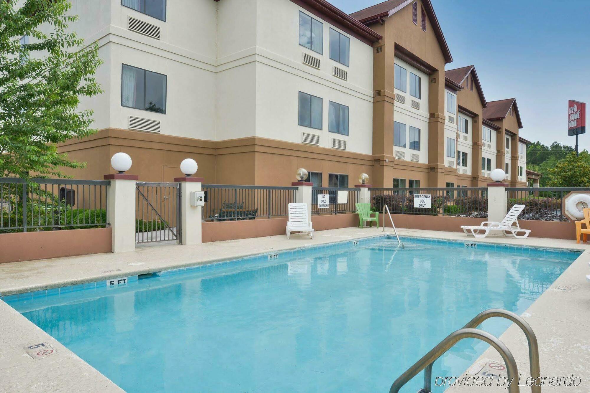 Red Roof Inn & Suites Savannah Gateway Exterior photo
