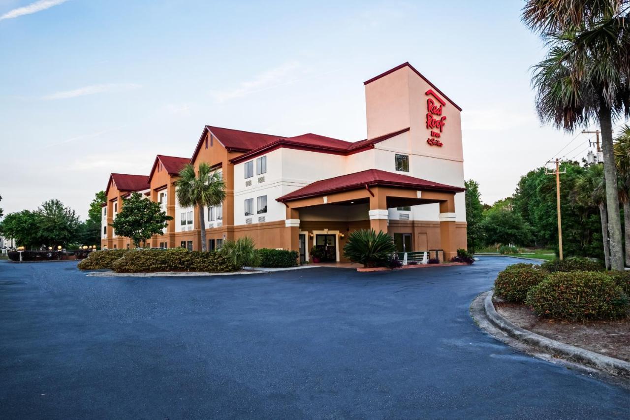 Red Roof Inn & Suites Savannah Gateway Exterior photo